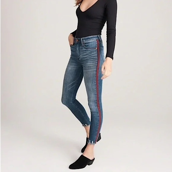 Abercrombie & Fitch Denim - Abercrombie & Fitch Simone High-Rise Ankle Jeans with Red Ribbon Size 26